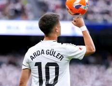 虎扑中国-姆巴佩现在(zài)在(zài)哪个俱乐部2024(姆巴佩目前效力于哪个足球俱乐部?)